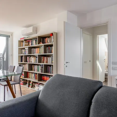 Guesthost - Modern Apt With Terrace, Wifi & Ac-3